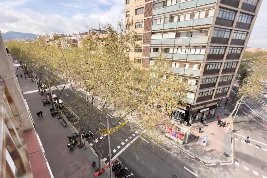 Appartement Bebarceloner Sant Andreu - 3 Bedrooms Barcelona